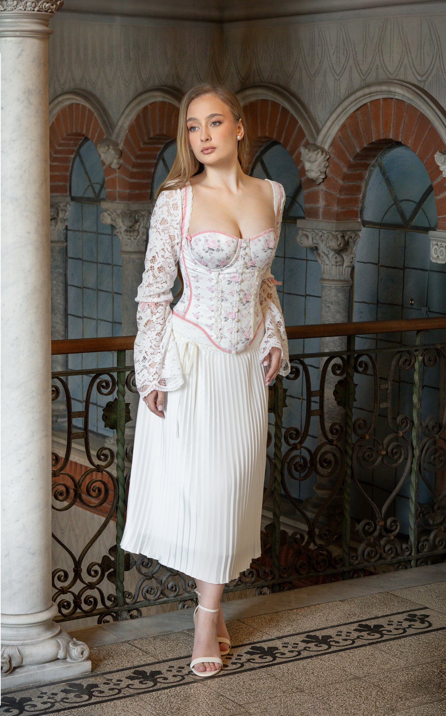 Alba Corset